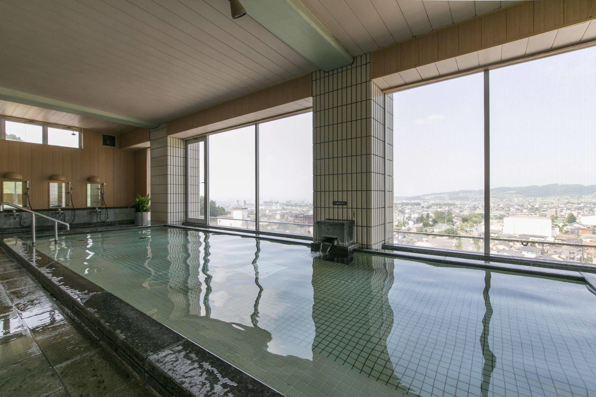 מטסומוטו Onsen Hotel Omoto מראה חיצוני תמונה