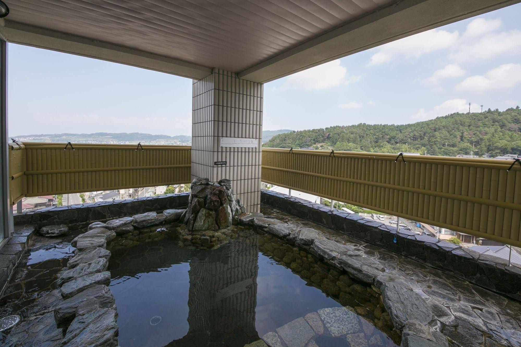 מטסומוטו Onsen Hotel Omoto מראה חיצוני תמונה